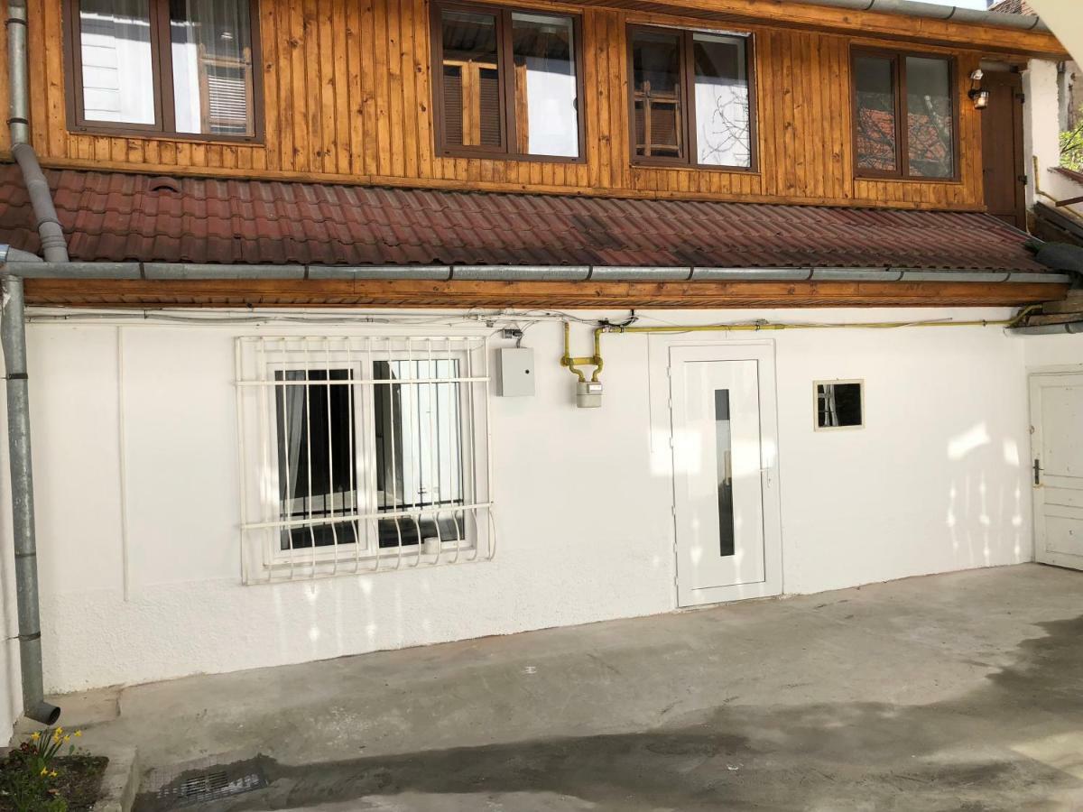 Bb'S Cosy Apartments Brasov Exterior photo